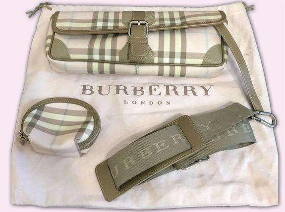 Sell your Vintage Burberry Handbags And Purses