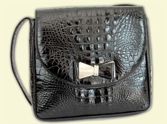 Sell Vintage Gianni Versace Handbags And Purses For Cash