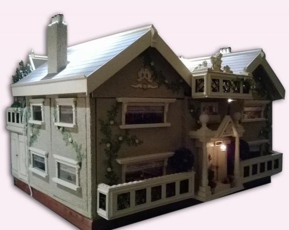 Sell Vintage Dolls House For Cash